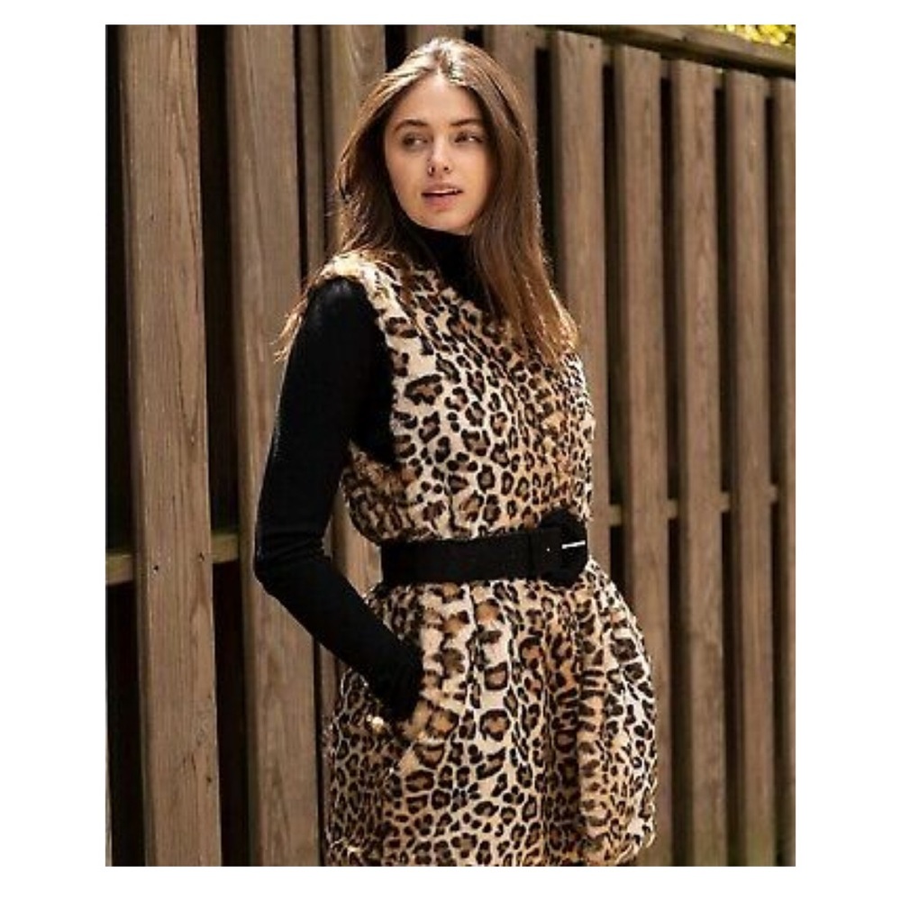 Never worn Faux Fur cheetah Vest by INC